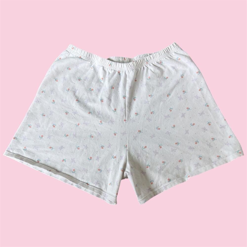 Vintage coquette white shorts with small floral print
